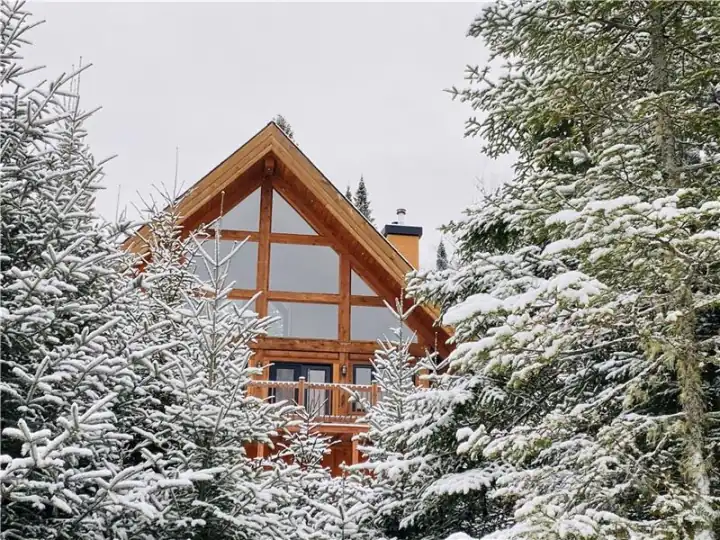 Chalet Belle Cordélia gallery image 3