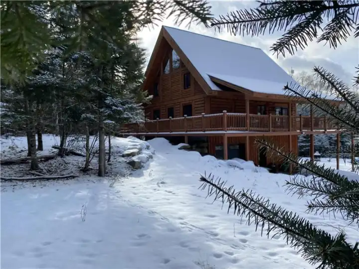 Chalet Belle Cordélia gallery image 6